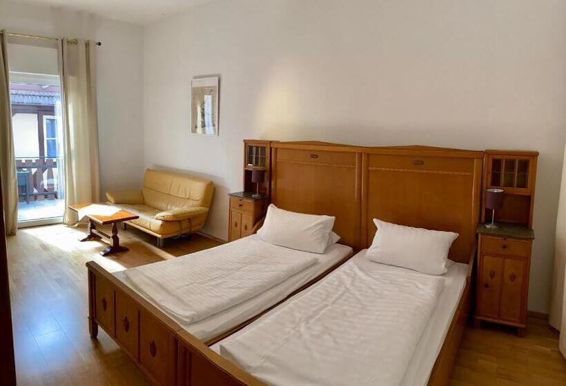 Hostel Gasthaus Zur Sonne