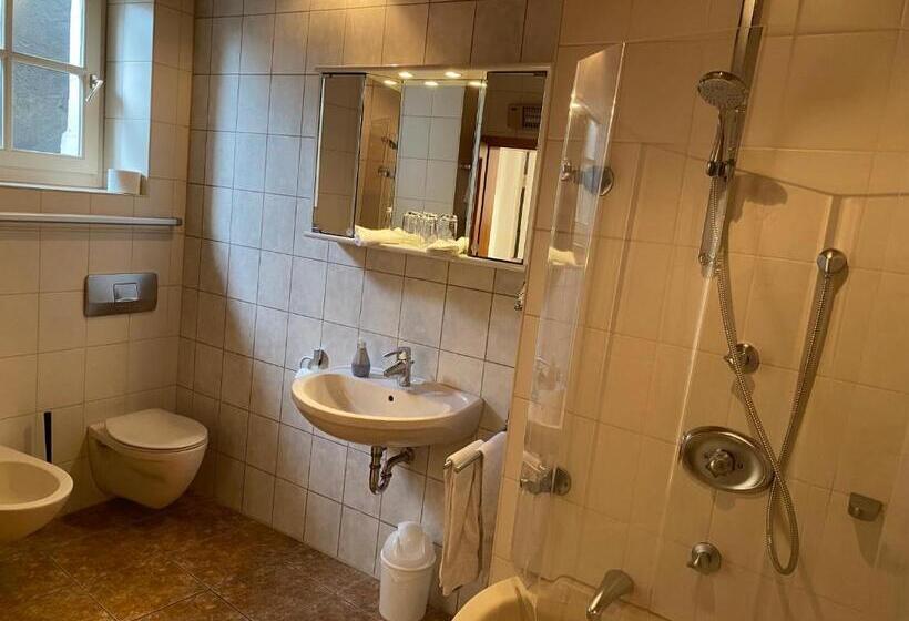 Hostel Gasthaus Zur Sonne