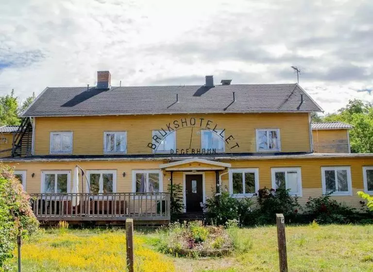 Brukshotellet öland   Vandrarhem