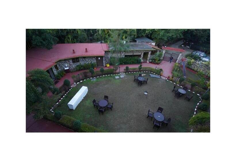 هتل Hr Dukes Den Resort