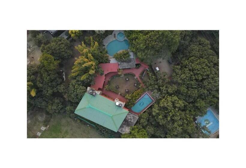 هتل Hr Dukes Den Resort