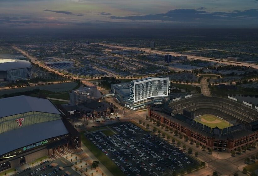 هتل Loews Arlington