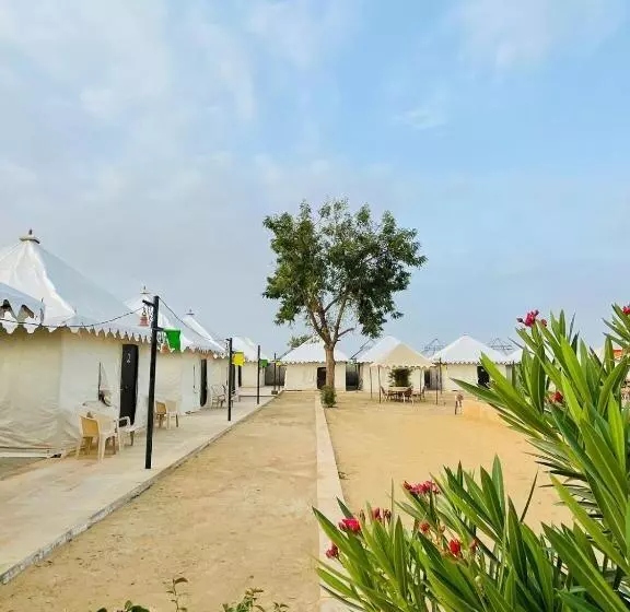 ホテル Mamamia Jaisalmer