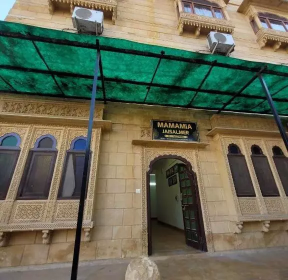 ホテル Mamamia Jaisalmer