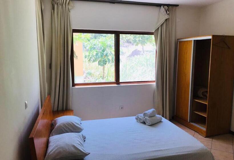 پانسیون Residencial Lela D Fermina