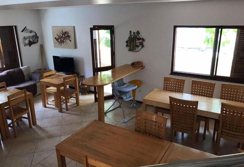 پانسیون Residencial Lela D Fermina