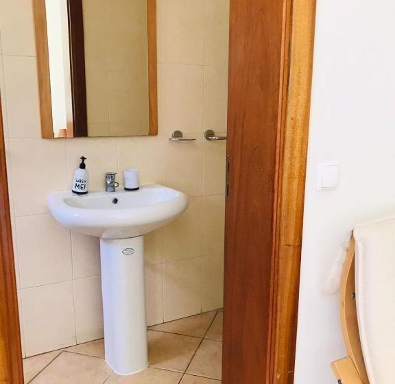 پانسیون Residencial Lela D Fermina