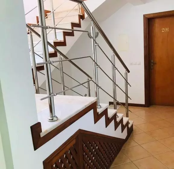 پانسیون Residencial Lela D Fermina