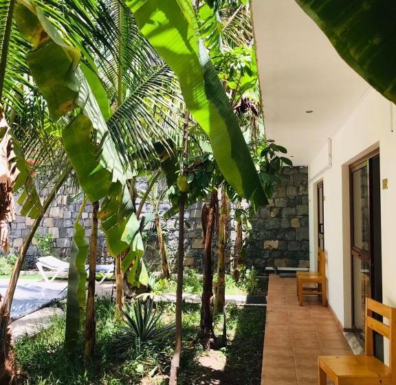 پانسیون Residencial Lela D Fermina