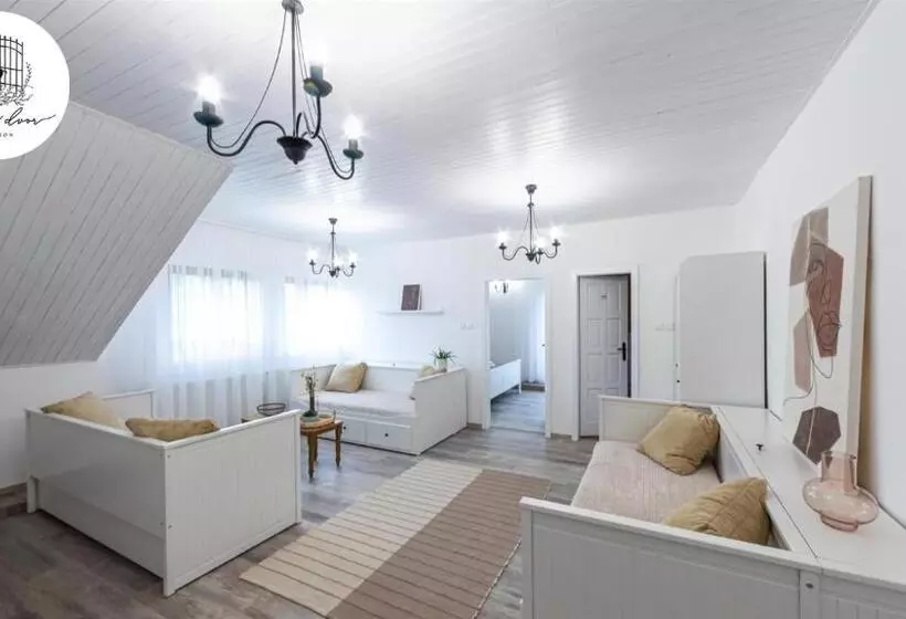 Penzión čarovný Dvor