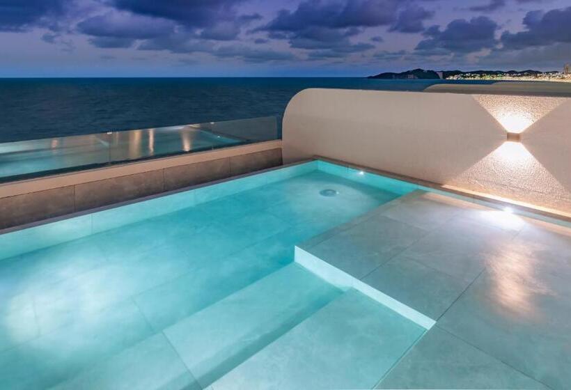 استراحتگاه Serhs Experience Suítes