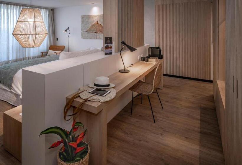 استراحتگاه Serhs Experience Suítes