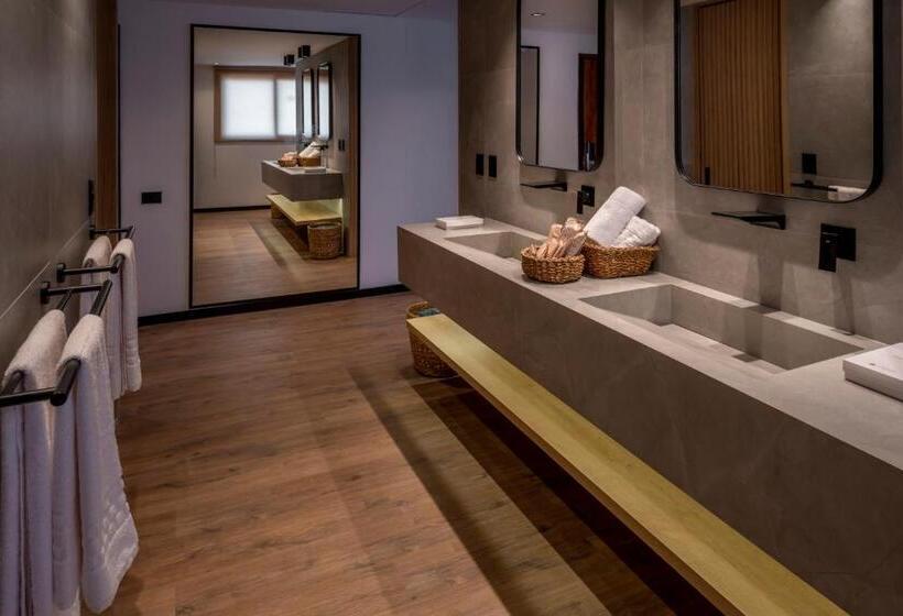 استراحتگاه Serhs Experience Suítes