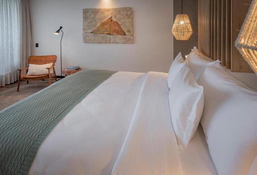 استراحتگاه Serhs Experience Suítes