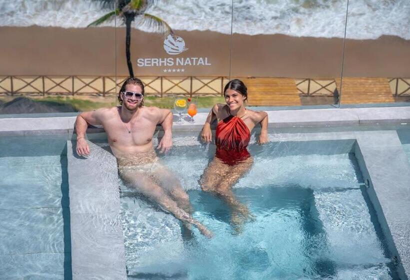 استراحتگاه Serhs Experience Suítes