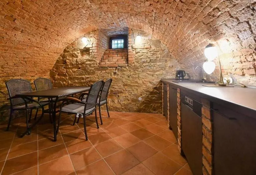 Zámek Castle Račice Předzámčí Forecastle