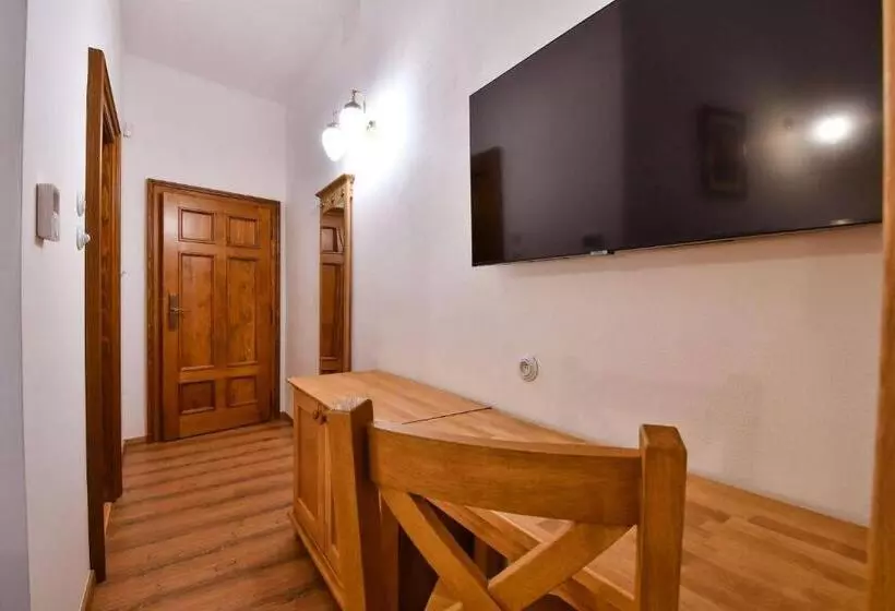 Zámek Castle Račice Předzámčí Forecastle