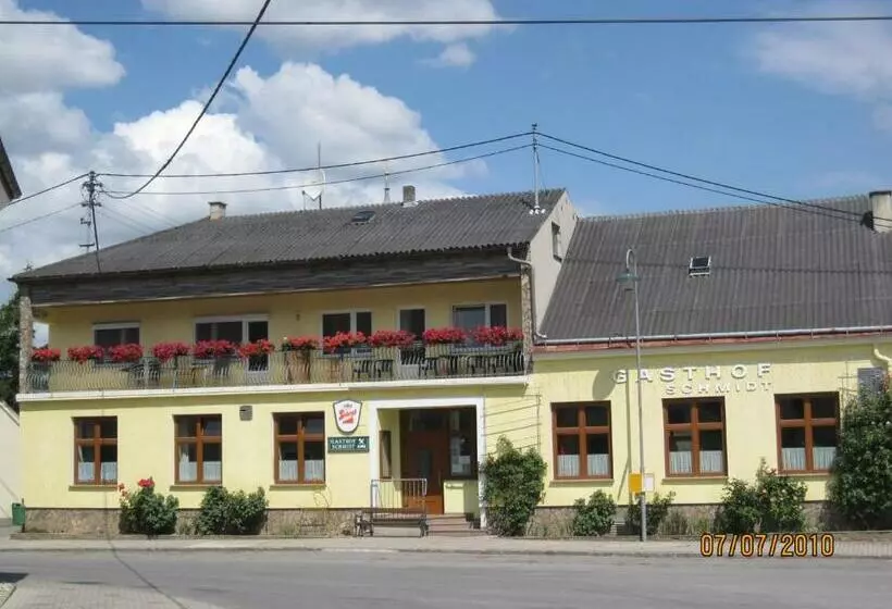 Retkeilymaja Gasthof Schmidt