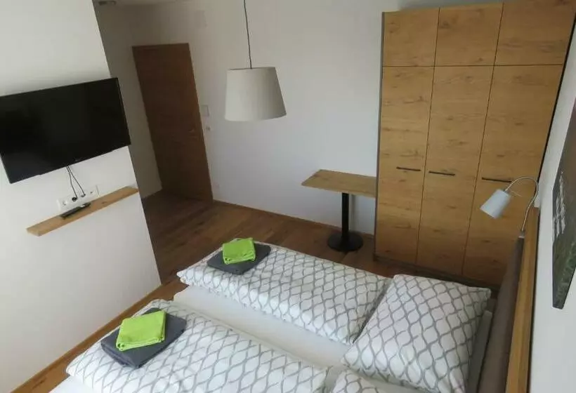 Retkeilymaja Gasthof Schmidt