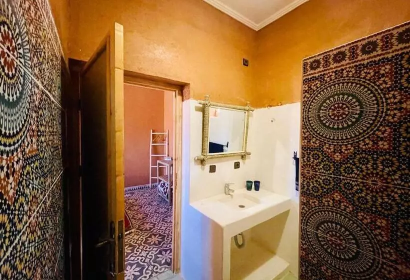 Aamiaismajoitus (B&B) Tigmi Timhar