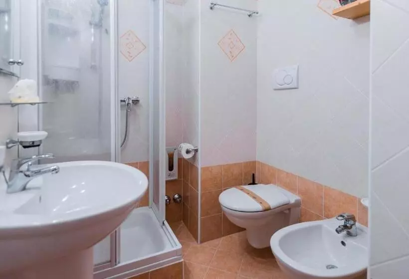 Hotelli Dolomiti Di De Martin D Oscar