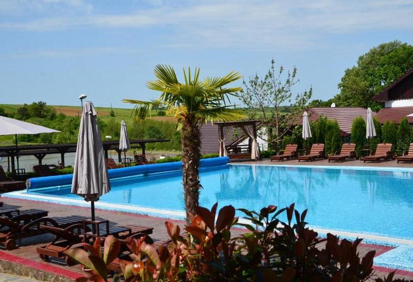 هتل Pensiunea Popasul Codrenilor