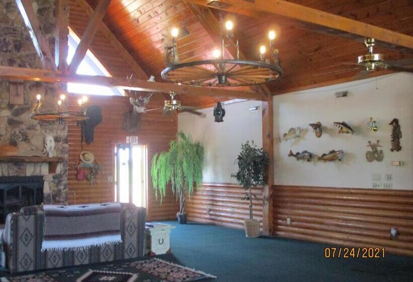 فندق على الطريق Sundown Motor Lodge