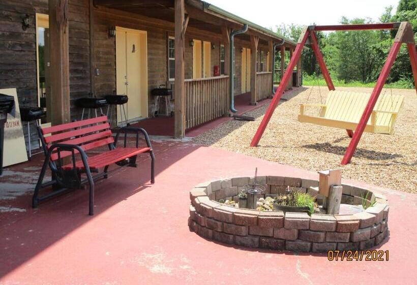 فندق على الطريق Sundown Motor Lodge