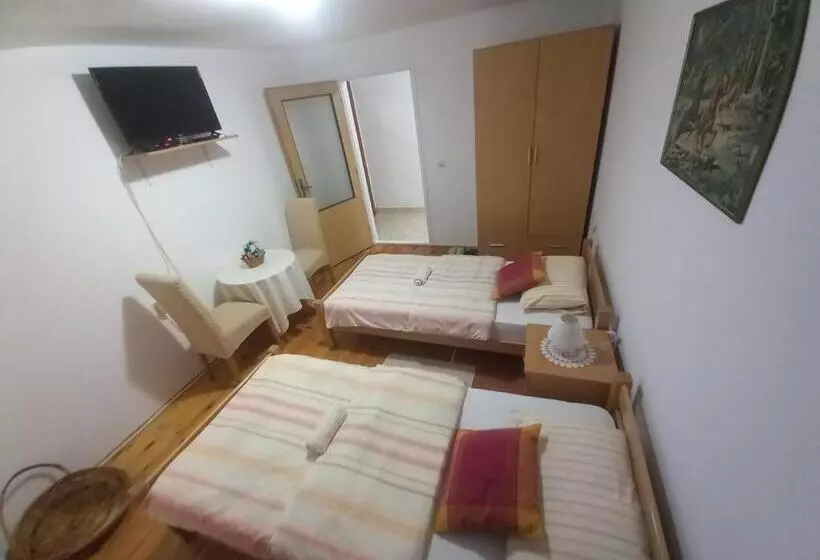 پانسیون Sobe Dujakovic