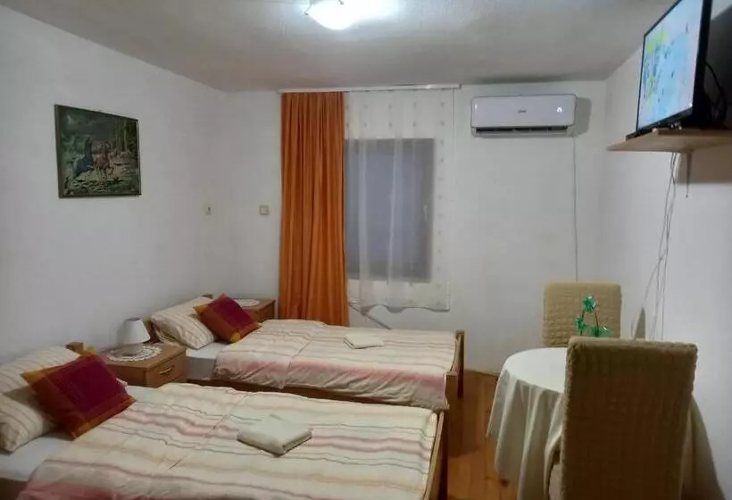 پانسیون Sobe Dujakovic