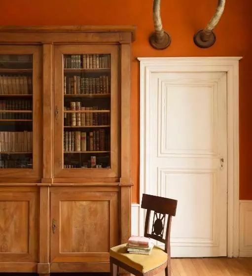 Aamiaismajoitus (B&B) Château De Martigny