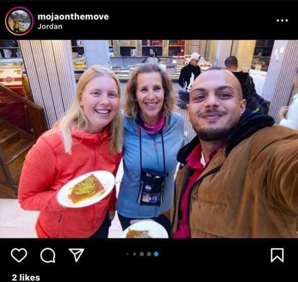 پانسیون Bubble Castle House