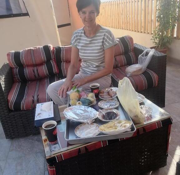 پانسیون Bubble Castle House