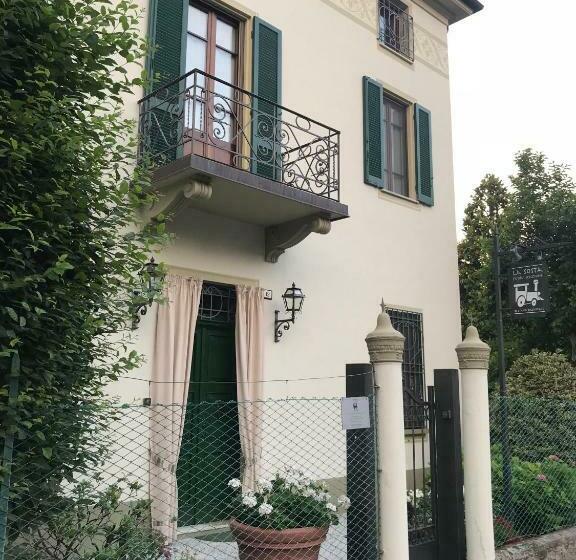 Bed and Breakfast La Sosta Fuori Stazione