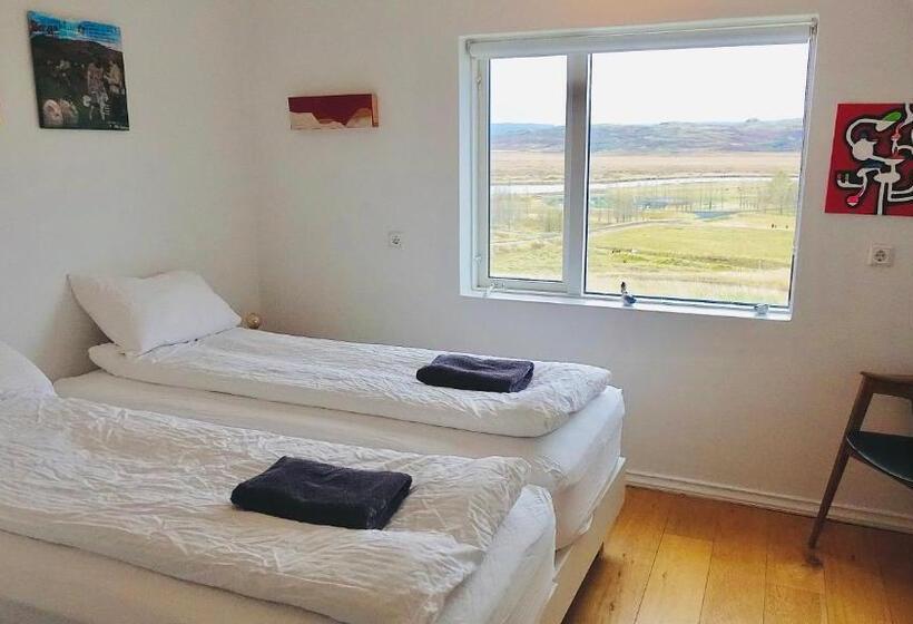 تختخواب و صبحانه Mengi Countryside