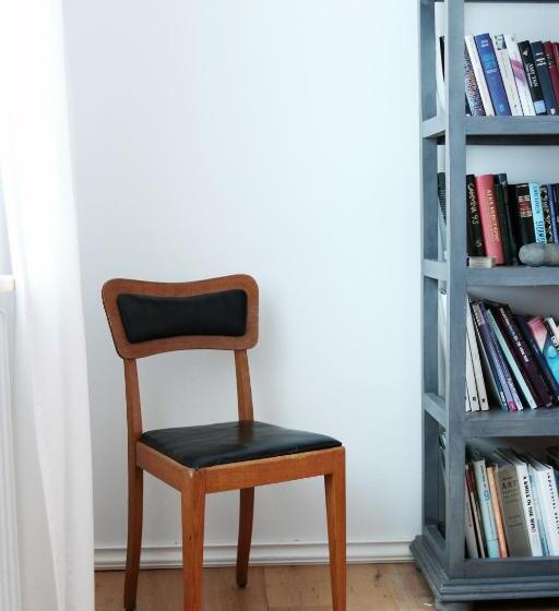 تختخواب و صبحانه Mengi Countryside