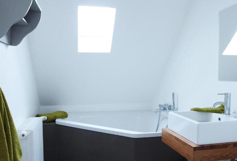 تختخواب و صبحانه Mengi Countryside