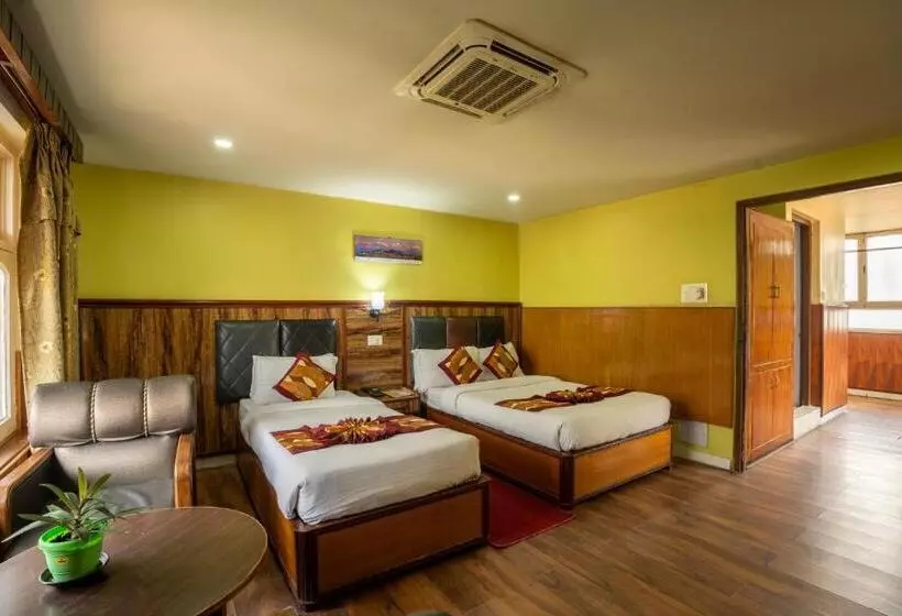 هتل Avocado Orchid Resort