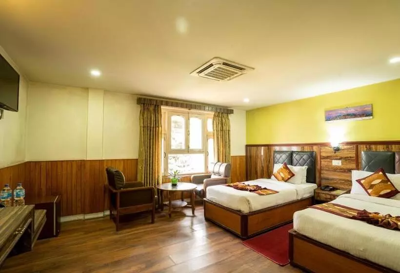 هتل Avocado Orchid Resort