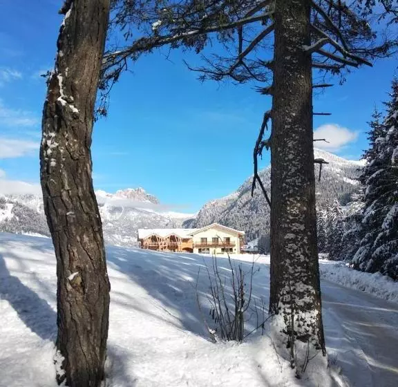 ホテル Eco Green Fiores Agriturismo