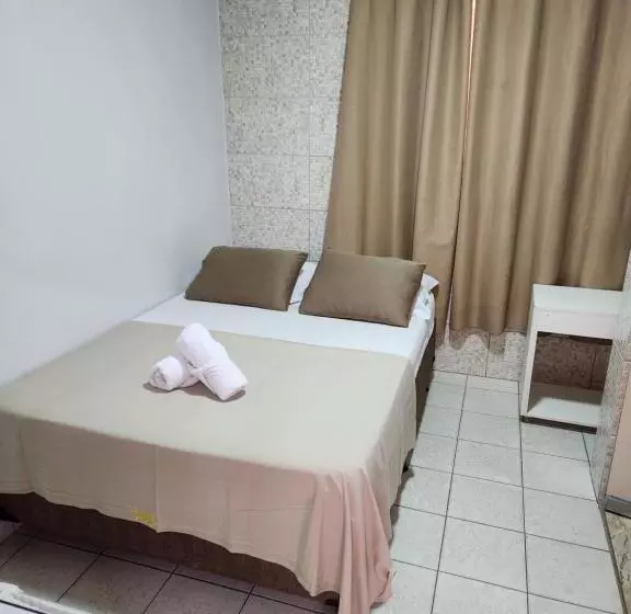 ホテル Goiás Norte