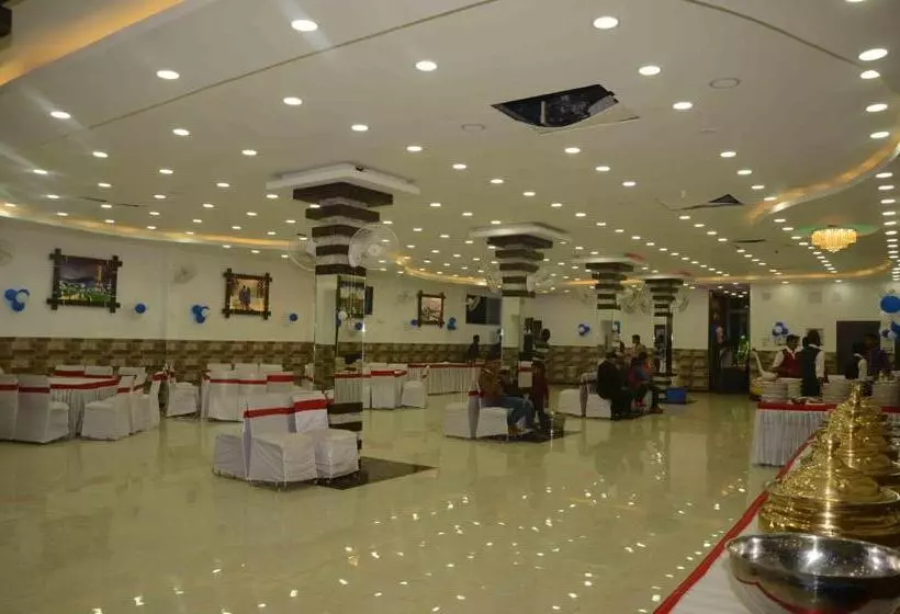 ホテル Natraj