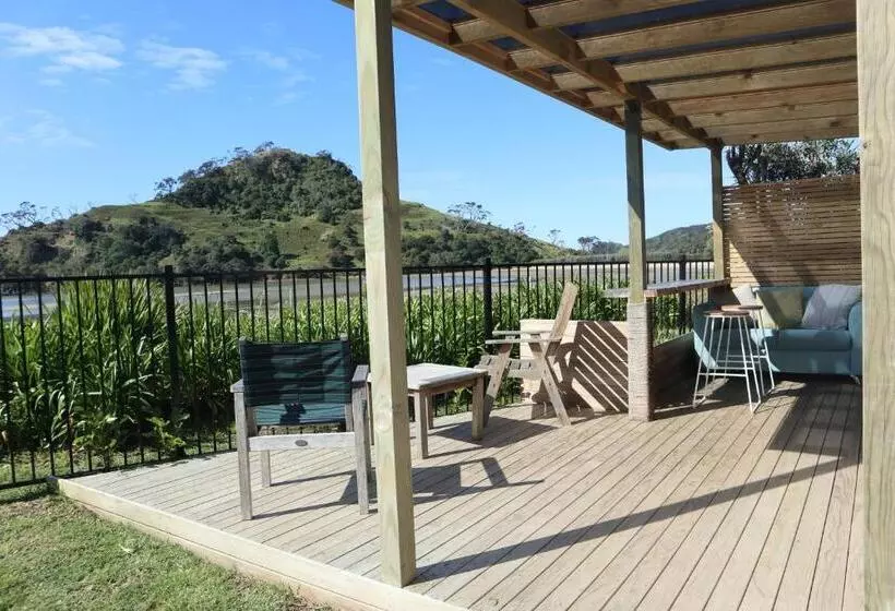Majatalo Mount And Surf View Cabin