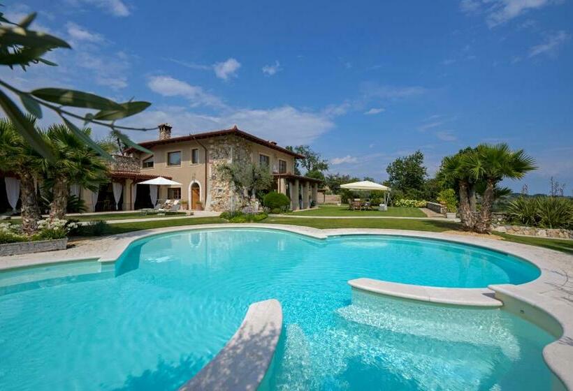 פנסיון Villa Mario Resort