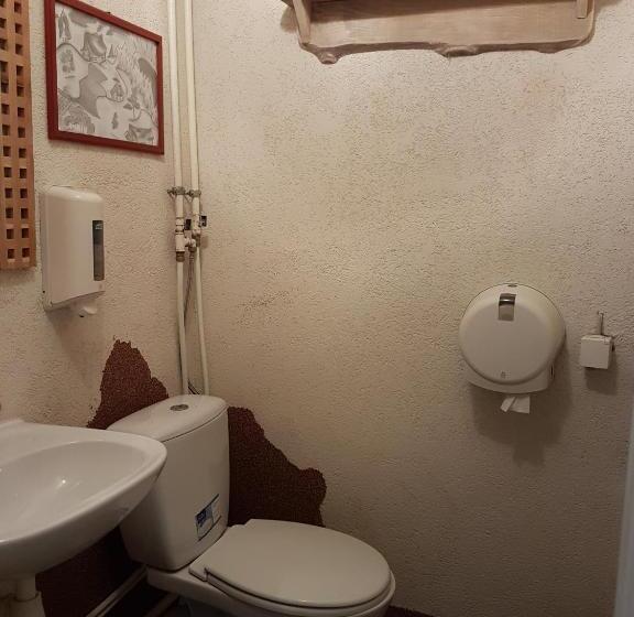 هاستل Viesu Nams Vecmuiža