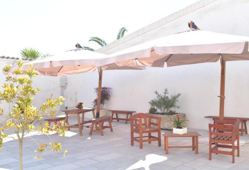 בית מלון כפרי Agriturismo Masseria Santa Lucia Al Bradano