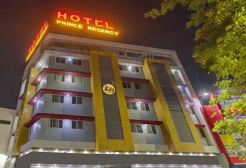 Itsy Hotels Prince Regency