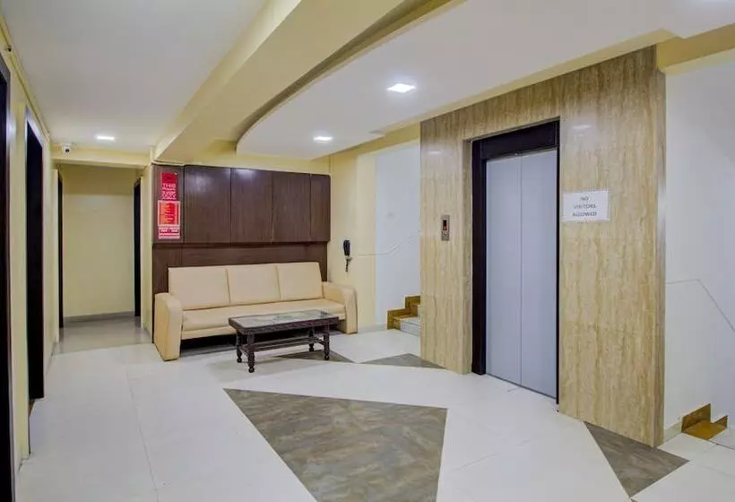 Itsy Hotels Prince Regency