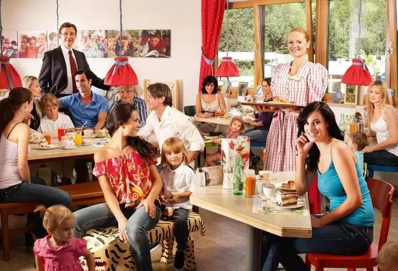 Hotelli Landzeit Tauernalm