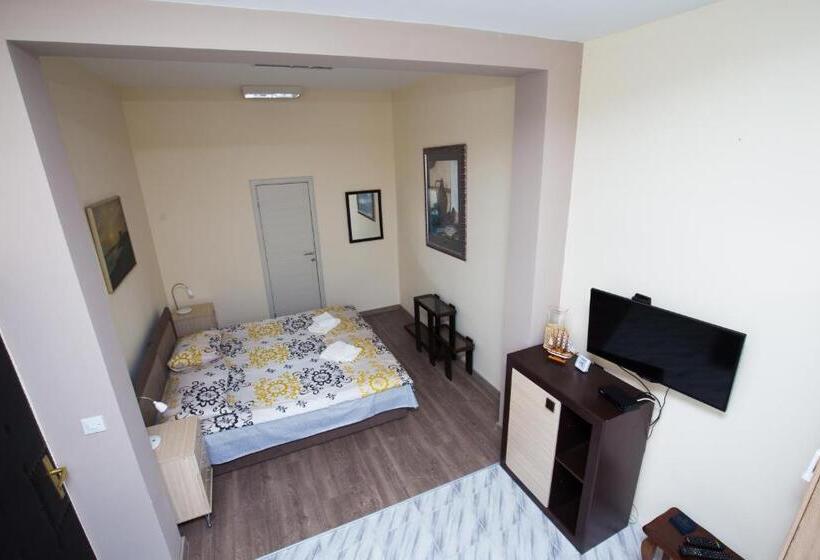 پانسیون Art Guesthouse